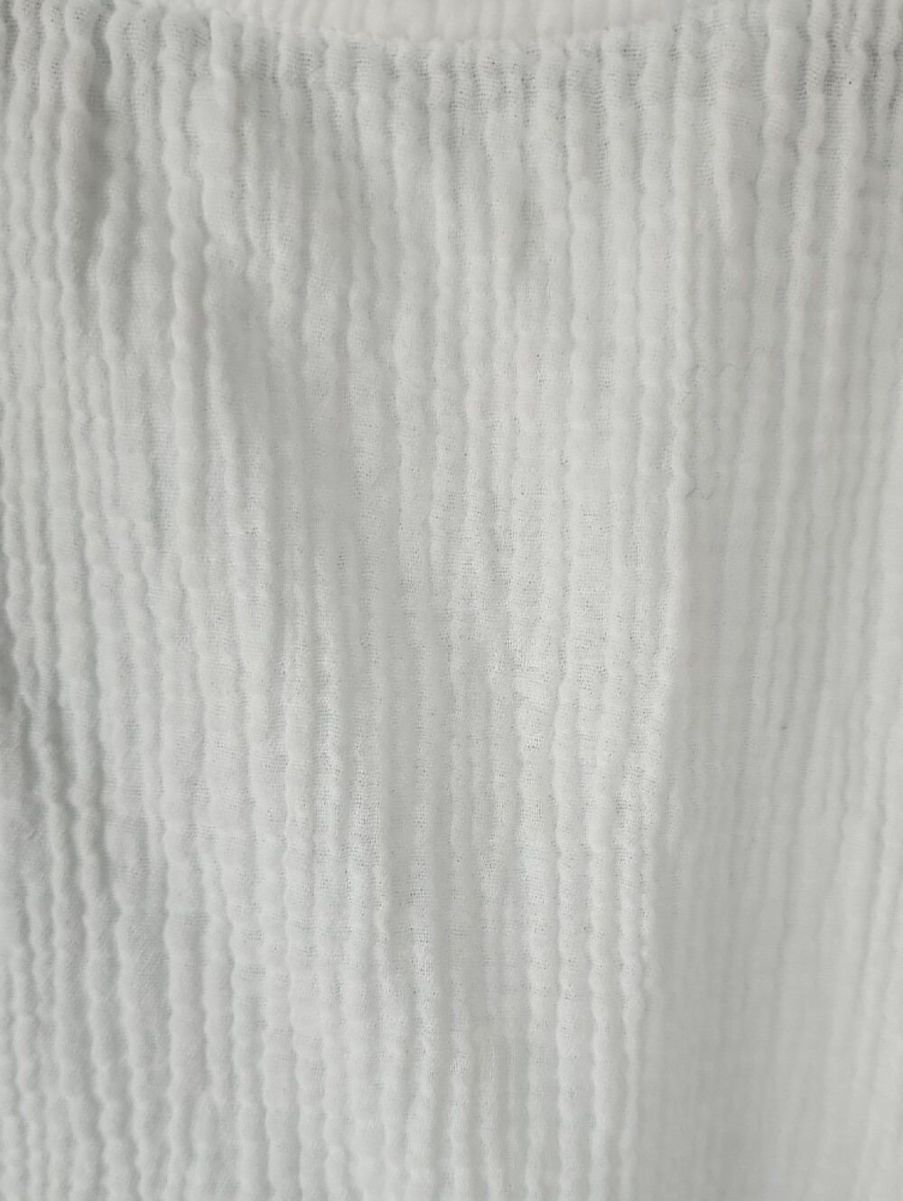 Gloria Vanderbilt White Textured Short Sleeve Crewneck Top - Picture 3 of 6